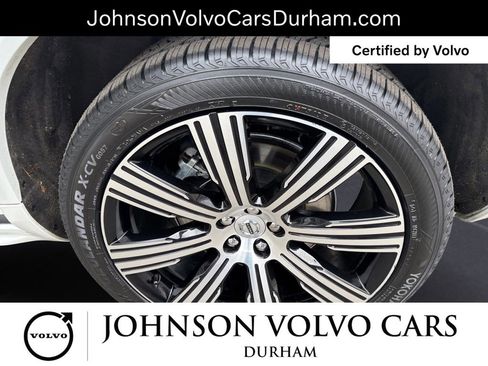 Certified 2024 Volvo XC90 T8 Plus w/ Protection Package Premier image 28