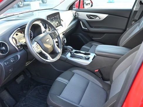 Used 2023 Chevrolet Blazer LT w/ Convenience Package image 9