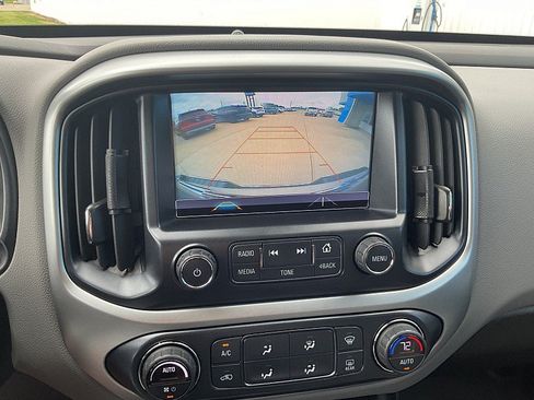 Used 2018 Chevrolet Colorado LT w/ Luxury Package, Chrome AWD/4WD image 23