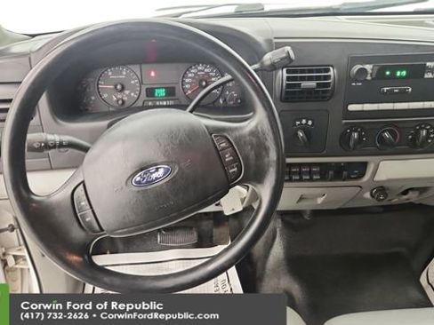 Used 2006 Ford F250 XL image 13