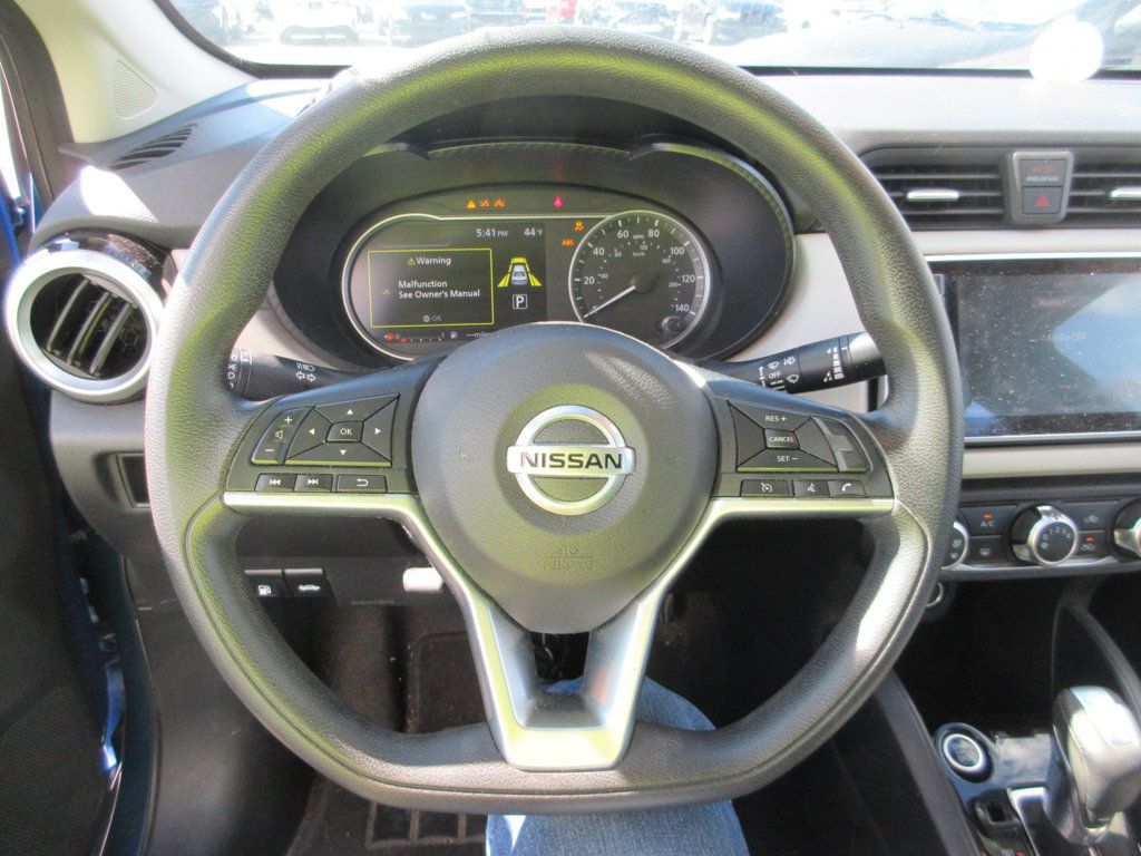 Used 2021 Nissan Versa SV FWD image 12