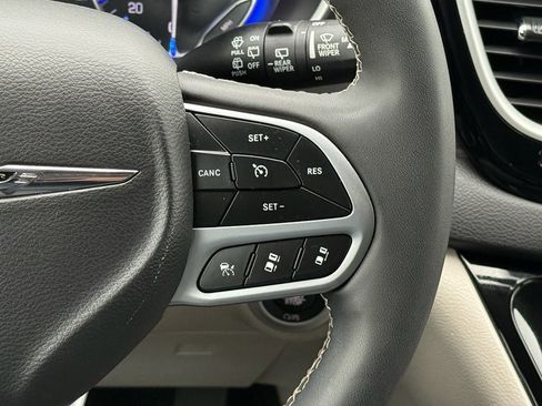 Used 2023 Nissan Altima 2.5 SV image 19