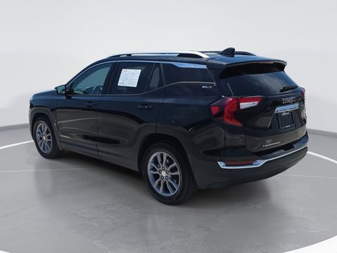 Used 2022 GMC Terrain SLT w/ Infotainment Package II image 5