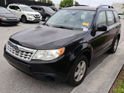 Used 2013 Subaru Forester 2.5X w/ Alloy Wheel Pkg image 2