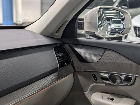 Used 2023 Volvo XC90 B6 Plus w/ Protection Package Premier image 21