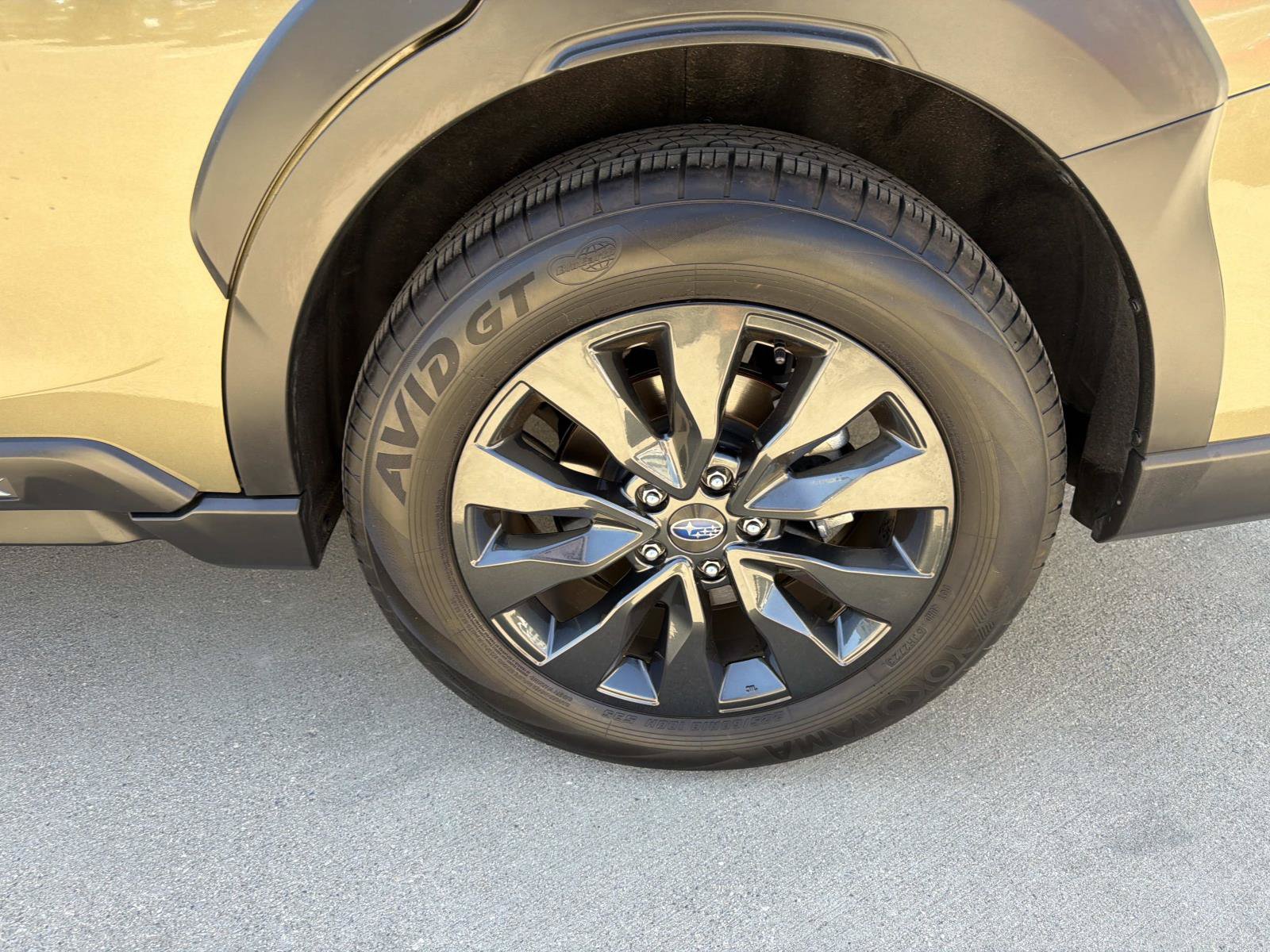 Certified 2024 Subaru Outback Onyx Edition XT AWD/4WD image 7