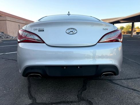 Used 2013 Hyundai Genesis 2.0T image 4