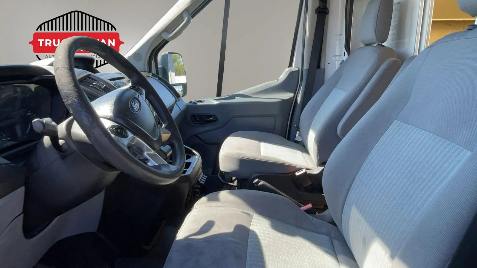Used 2019 Ford Transit 350 138 DRW w/ Interior Upgrade Package RWD image 33