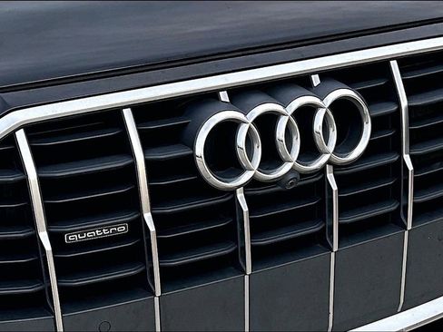 Used 2021 Audi Q7 2.0T Premium w/ Convenience Package image 36