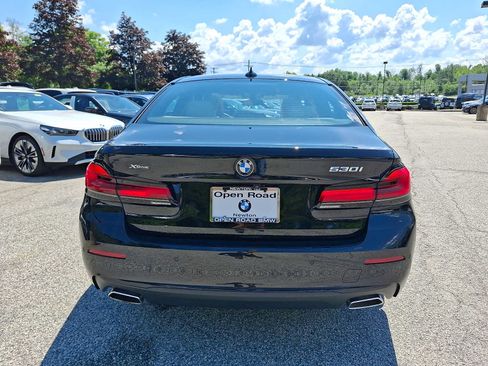 Used 2023 BMW 530i xDrive w/ Premium Package AWD/4WD image 5