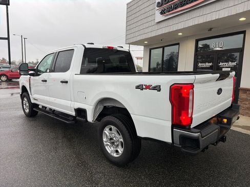 Used 2025 Ford F250 XLT image 5