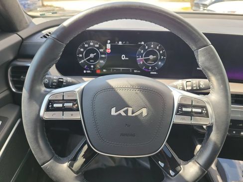 Used 2024 Kia Telluride SX Prestige X-Pro AWD/4WD image 9