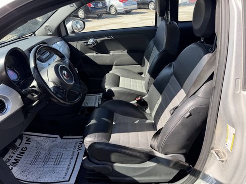 Used 2012 FIAT 500 Sport w/ Safety & Convenience Pkg image 10