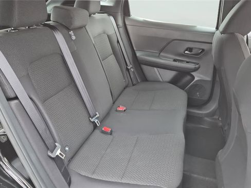 New 2026 Nissan Kicks S image 17