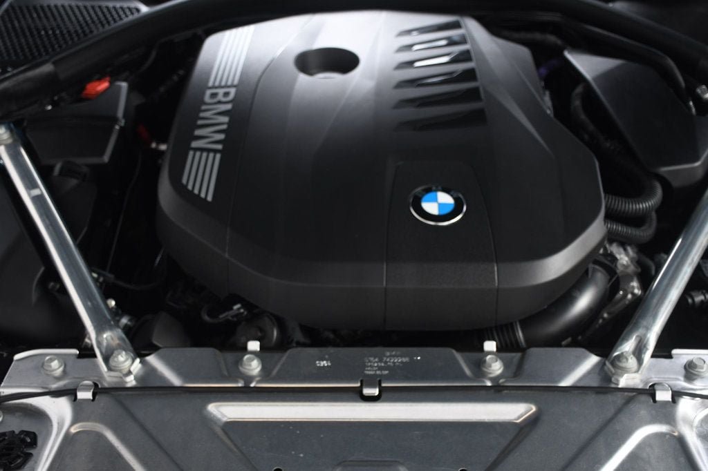 Used 2025 BMW M440i Convertible w/ Premium Package RWD image 75