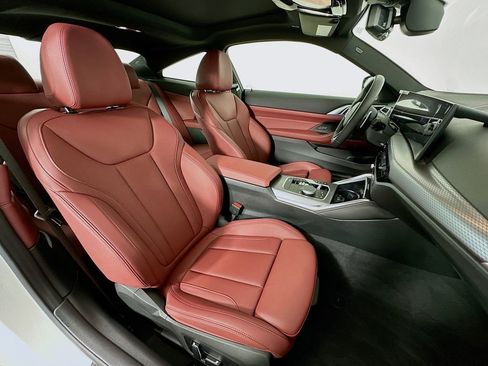 Used 2025 BMW 430i Coupe w/ M Sport Package image 29