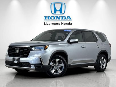 Certified 2025 Honda Pilot EX-L