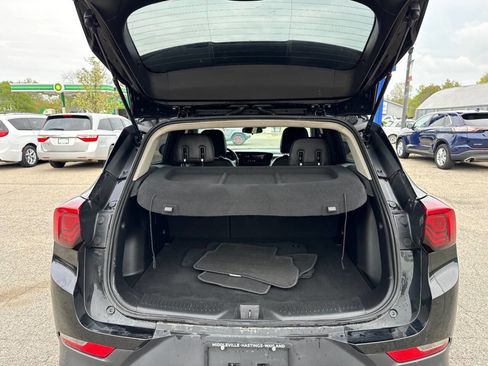 Used 2024 Buick Encore GX Sport Touring AWD/4WD image 27