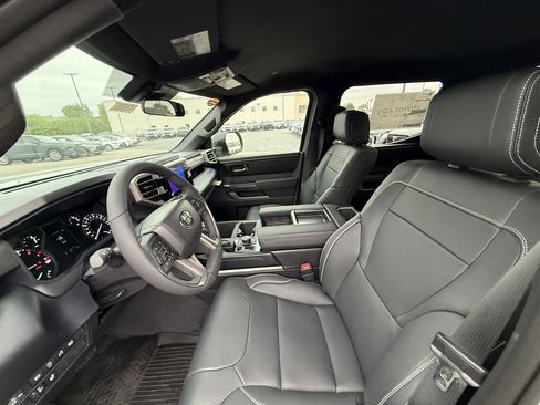New 2026 Toyota Tundra SR5 AWD/4WD image 17