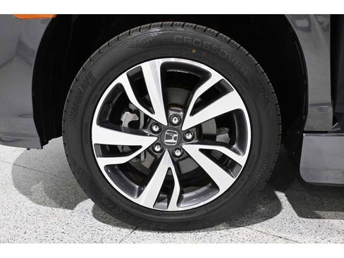 Used 2023 Honda Odyssey Touring image 12
