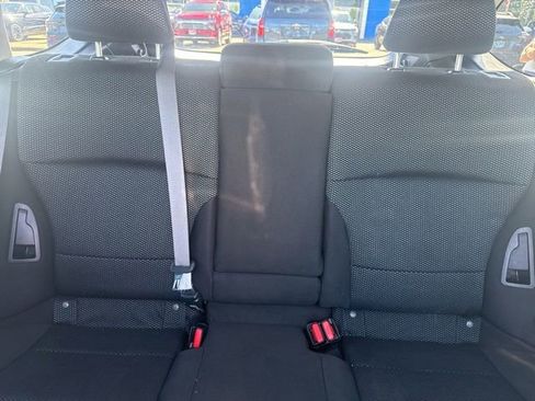 Used 2019 Subaru Outback 2.5i Premium AWD/4WD image 20