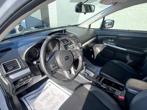 Used 2017 Subaru Crosstrek 2.0i Premium image 14