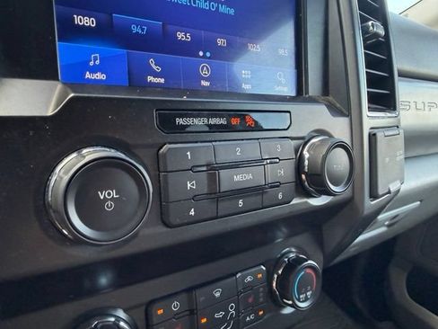 Used 2020 Ford F450 XLT w/ XLT Premium Package AWD/4WD image 25