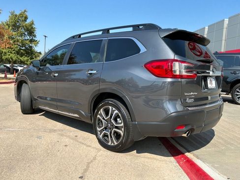 Used 2024 Subaru Ascent Touring w/ Popular Package #2 AWD/4WD image 8