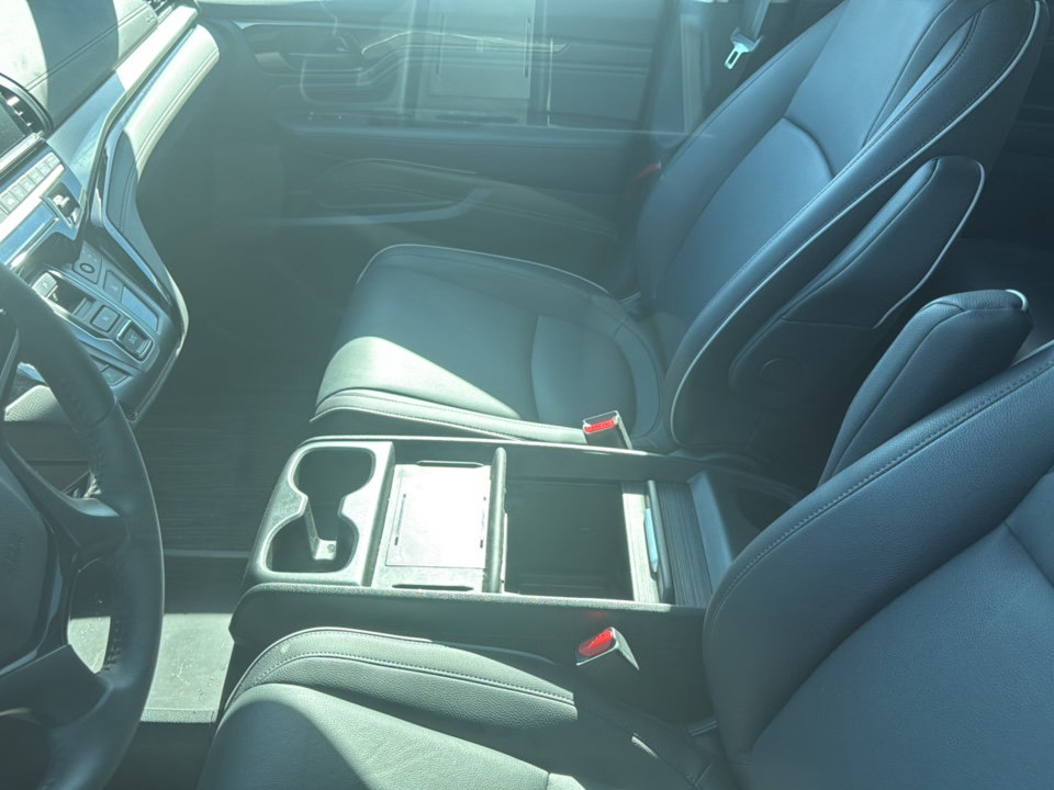 Certified 2026 Honda Odyssey Touring image 2