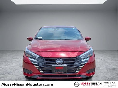 Used 2025 Nissan Versa SV w/ Trunk Package FWD image 3