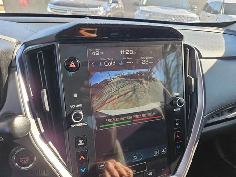 Used 2024 Subaru Crosstrek 2.0i Premium image 22