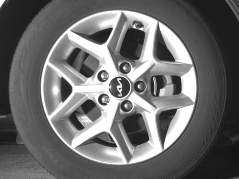 Used 2025 Kia Soul LX w/ LX Technology Package image 13