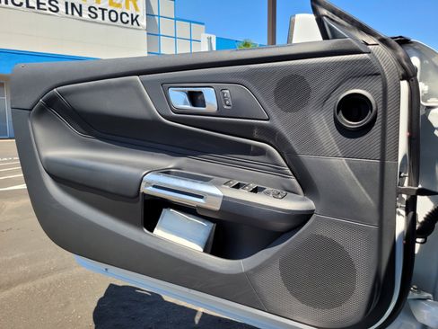 Used 2025 Ford Mustang Premium RWD image 25