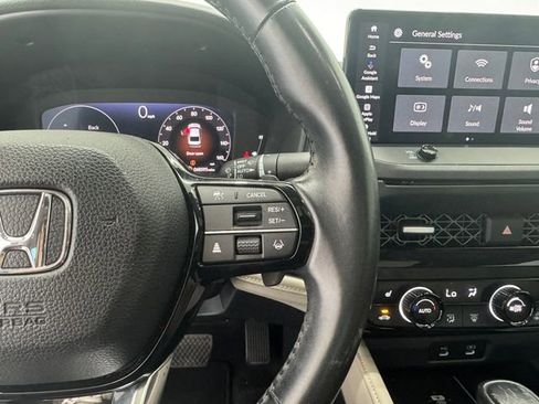 Used 2023 Honda Accord Touring image 23