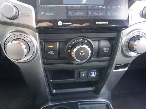 Used 2022 Toyota 4Runner SR5 RWD image 13