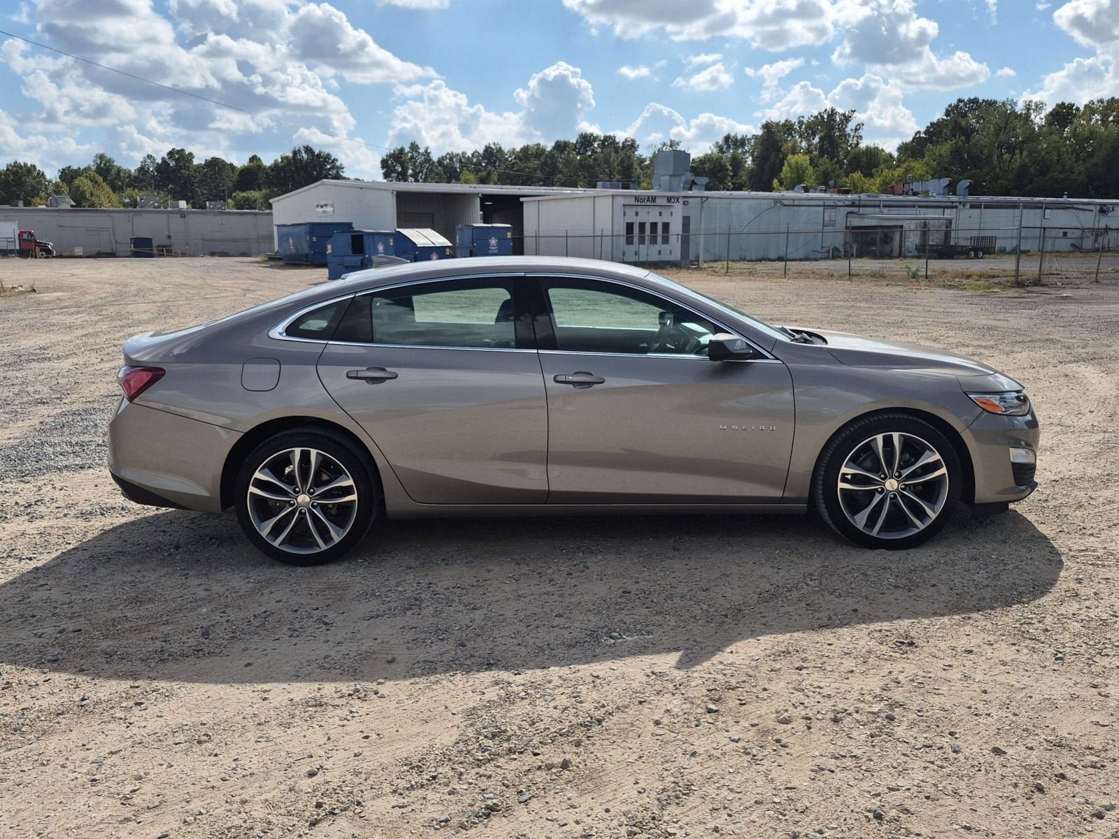 Used 2024 Chevrolet Malibu LT FWD image 7