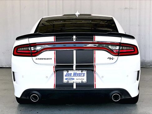 Used 2023 Dodge Charger R/T w/ Blacktop Package RWD image 3