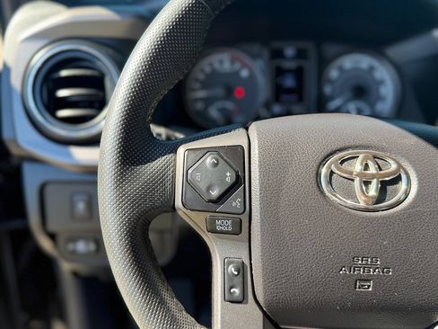 Used 2021 Toyota Tacoma TRD Sport w/ Technology Package AWD/4WD image 47