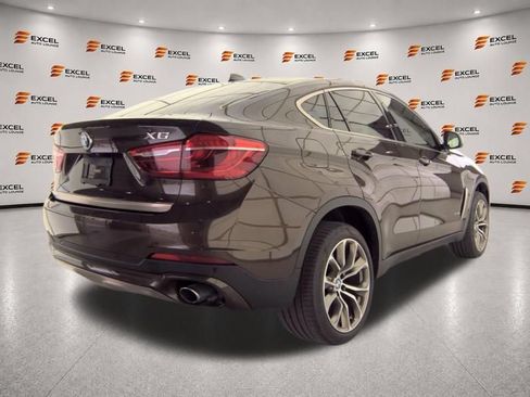 Used 2017 BMW X6 xDrive40i w/ Premium Package Enhanced AWD/4WD image 5
