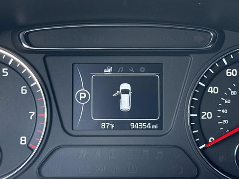 Used 2017 Kia Sorento L FWD image 34