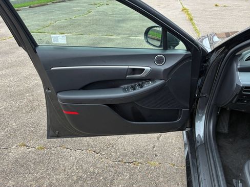 Used 2025 Hyundai Sonata SEL FWD image 15