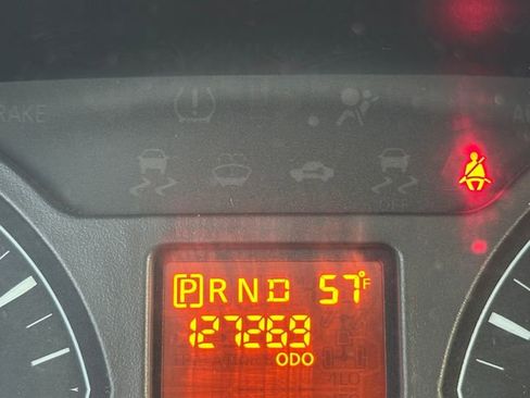 Used 2021 Nissan NV 2500 SV image 19