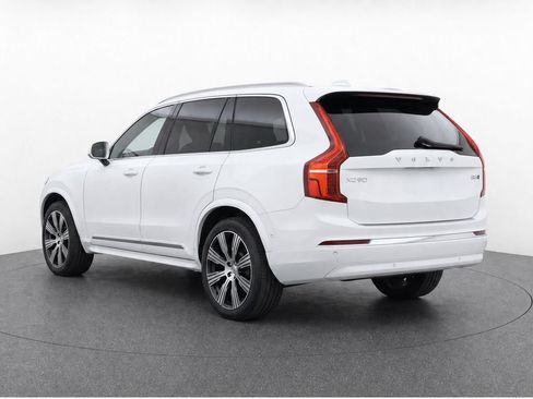 Used 2023 Volvo XC90 B6 Ultimate w/ Protection Package Premier AWD/4WD image 3