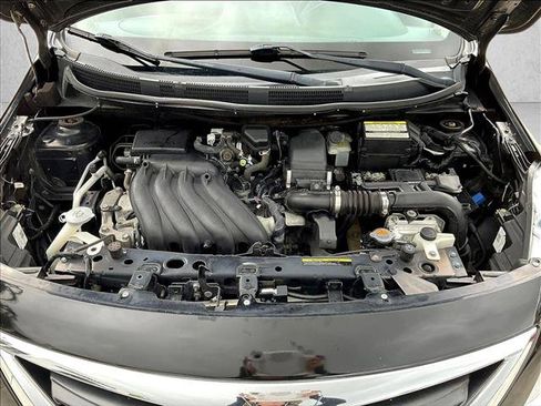 Used 2019 Nissan Versa SV FWD image 11