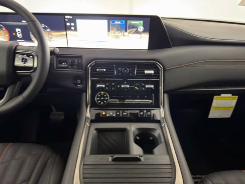 New 2026 Nissan Armada PRO-4X AWD/4WD image 20