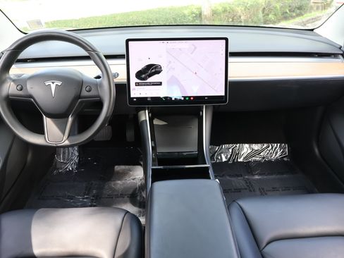 Used 2019 Tesla Model 3 Standard Range Plus RWD image 17