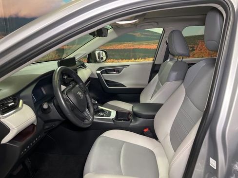 Used 2024 Toyota RAV4 Limited w/ Advanced Technology Package image 24