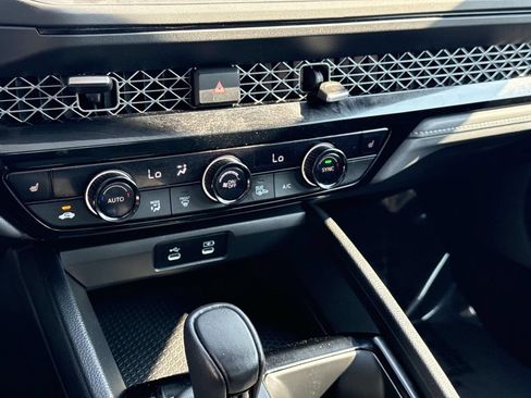 Used 2023 Honda Accord EX-L image 6