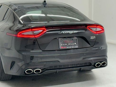 Used 2018 Kia Stinger GT2 AWD/4WD image 41