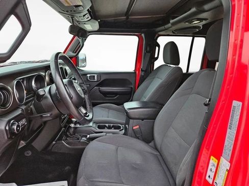 Used 2018 Jeep Wrangler Unlimited Sport S image 24